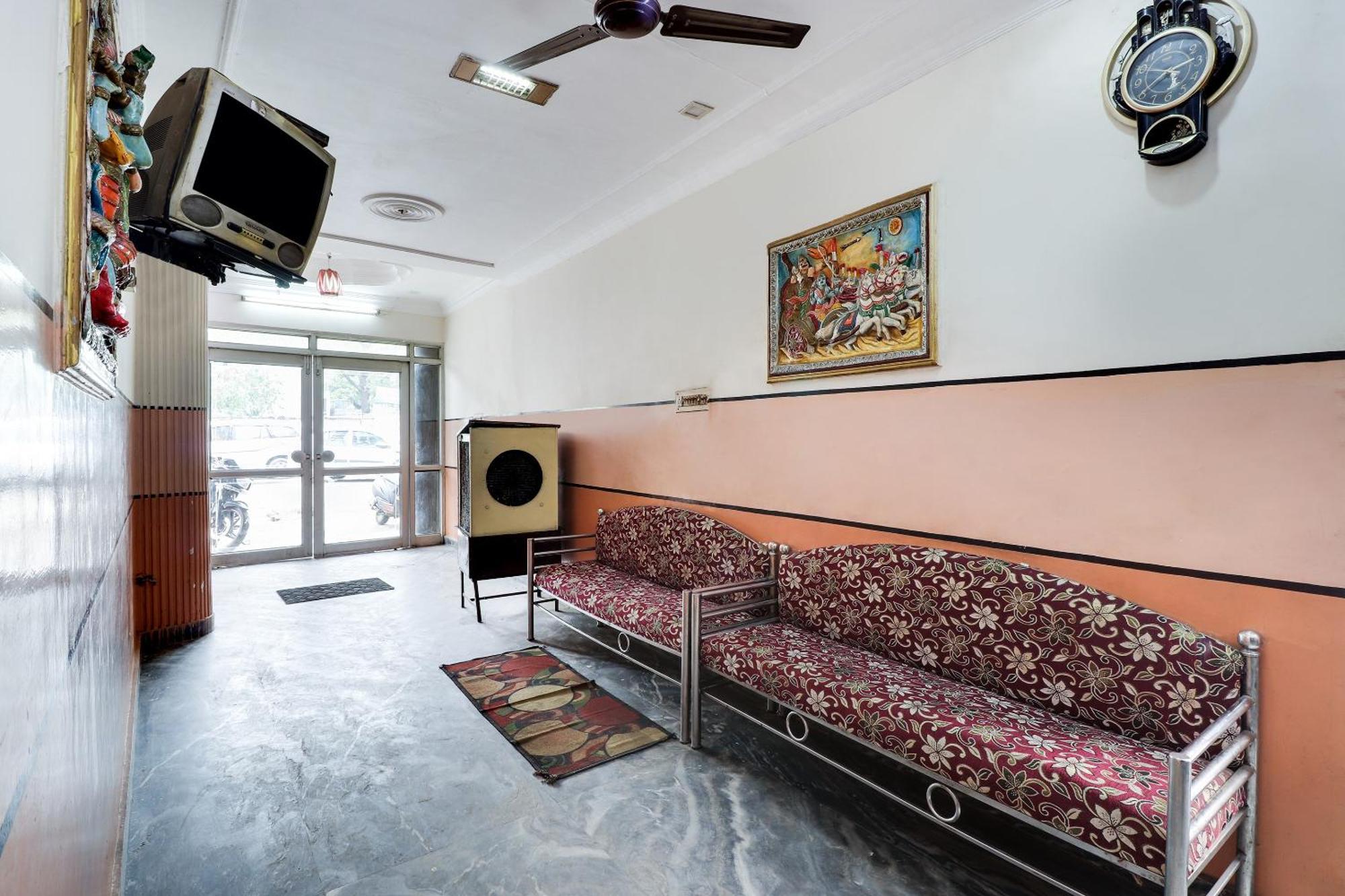 Spot On 40076 Hotel Sunny Bhairaun Ghat Luaran gambar